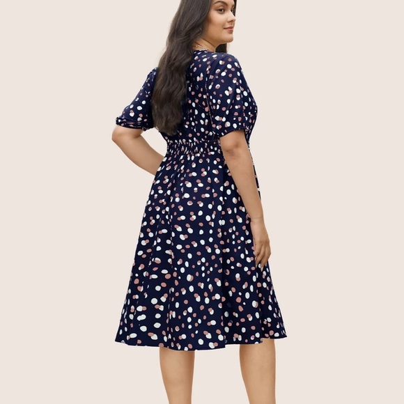 BloomChic Allover Print Pleated Lantern Sleeve Dress 2XL - Picture 2 of 4